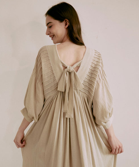 ドルマンスリーブ・ピンタックワンピース