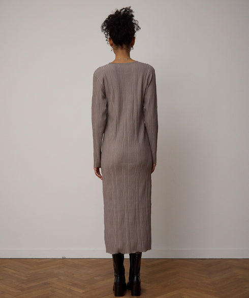 ピンタック風デザインニットワンピ