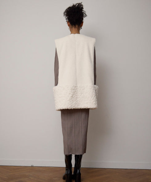 ピンタック風デザインニットワンピ