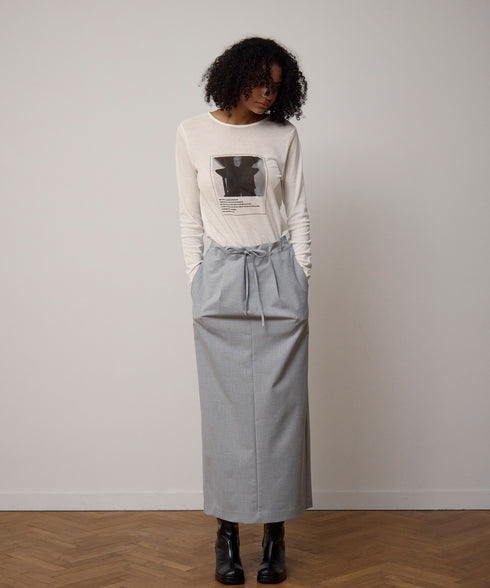 バックスリットナロースカート