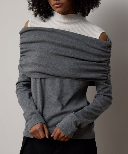 レイヤードドレープトップス