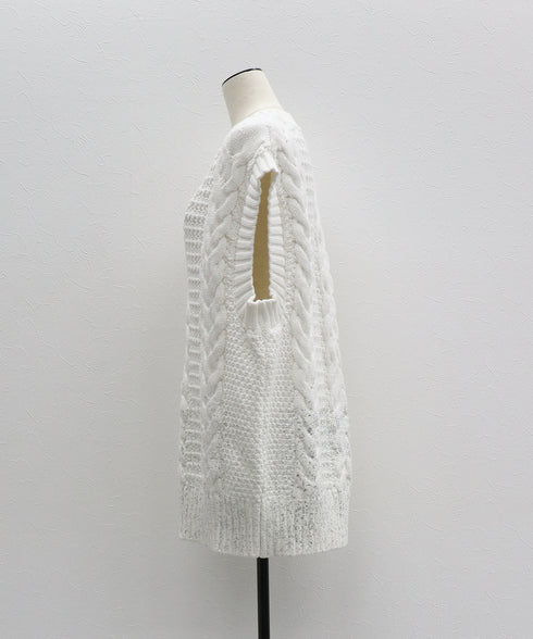 箔プリントニットベスト