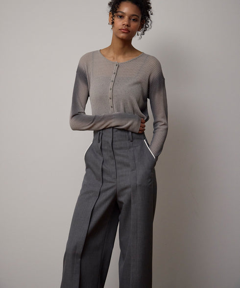 【2025.11 NEW IN】スプレープリント針抜きリブニット