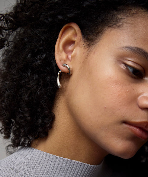 【8.21 InstaLIVE Pickup】 メタルラインスリーディメンションピアス