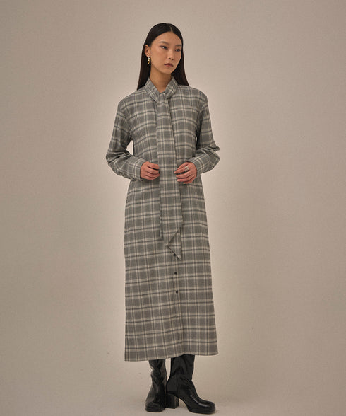 【12.8 InstaLIVE Pickup】モードタイアップドレス