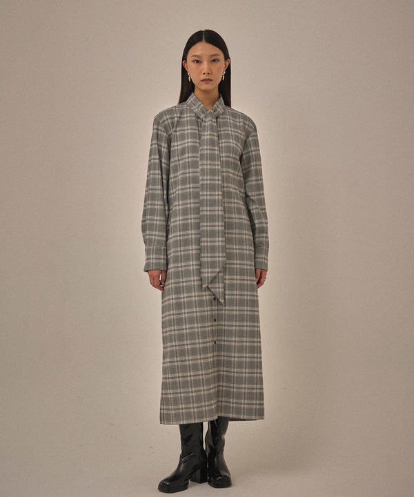 【12.8 InstaLIVE Pickup】モードタイアップドレス