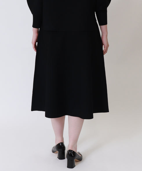 【9.18 InstaLIVE Pickup】 ミディ丈ニットスカート