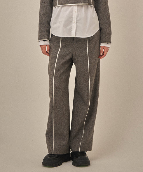 アウトラインパンツ