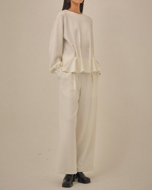 【2025.11 NEW IN】フォールドフォームトップ