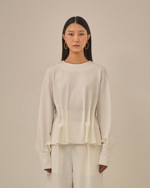 【2025.11 NEW IN】フォールドフォームトップ