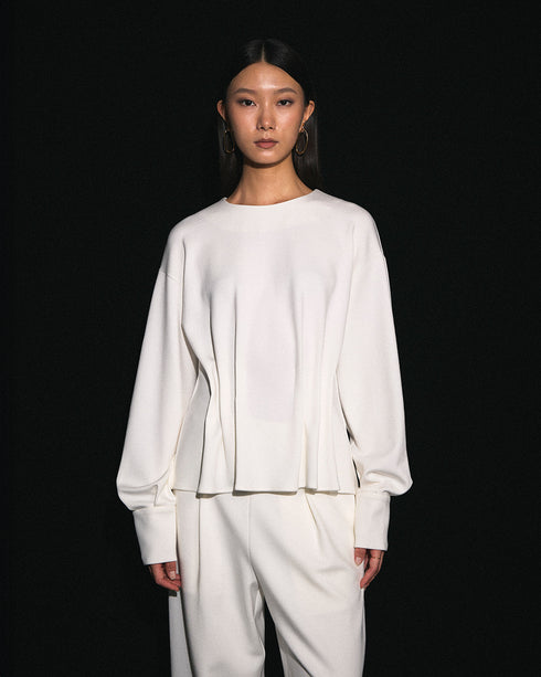 【2025.11 NEW IN】フォールドフォームトップ