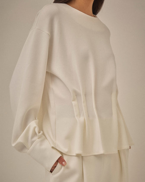 【2025.11 NEW IN】フォールドフォームトップ