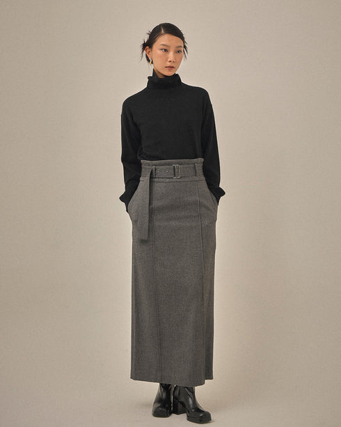 ソフトエッジハイネックトップ