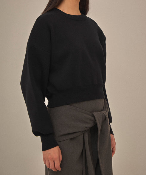 パデッドショルダーニットトップ