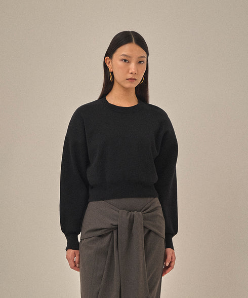 パデッドショルダーニットトップ