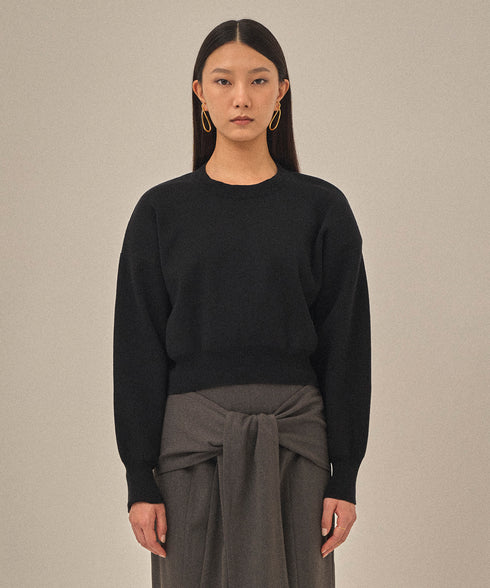 パデッドショルダーニットトップ