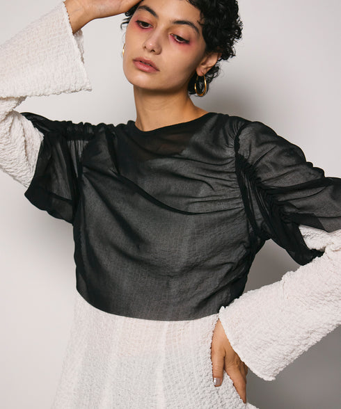 レイヤードルックブラウス