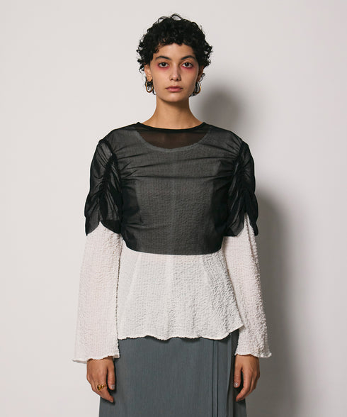 レイヤードルックブラウス