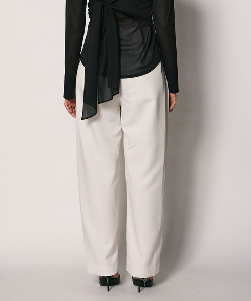 サイドタックカットオフパンツ