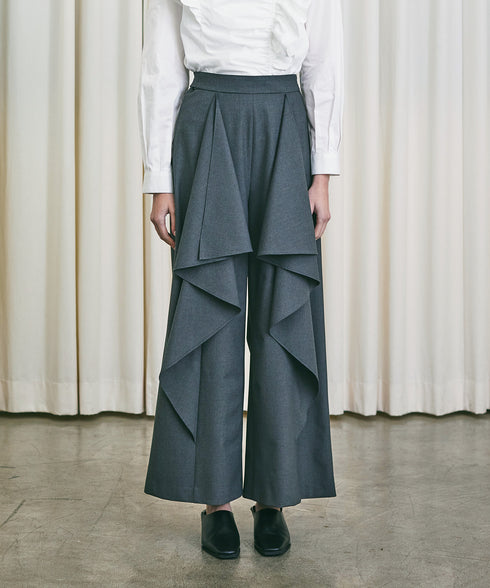 ラッフルワイドパンツ