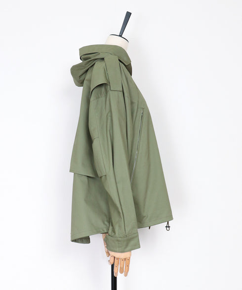 ユーティリティ・マウンテンパーカー