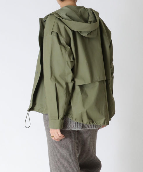 ユーティリティ・マウンテンパーカー