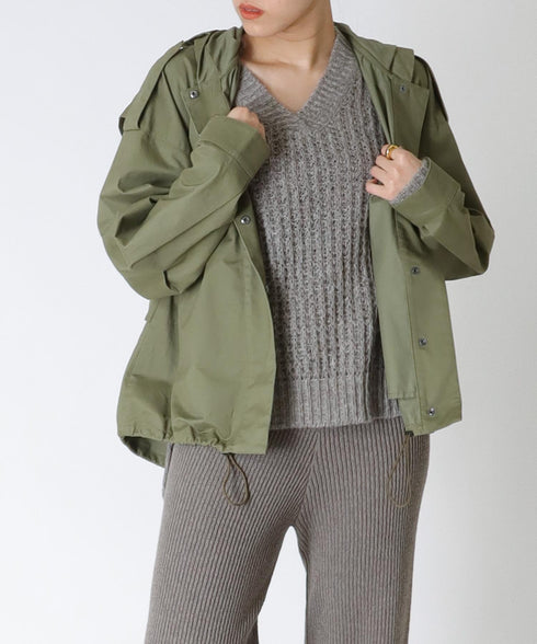 ユーティリティ・マウンテンパーカー