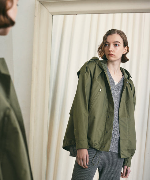 ユーティリティ・マウンテンパーカー