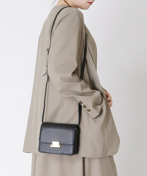 1釦ノーカラージャケット