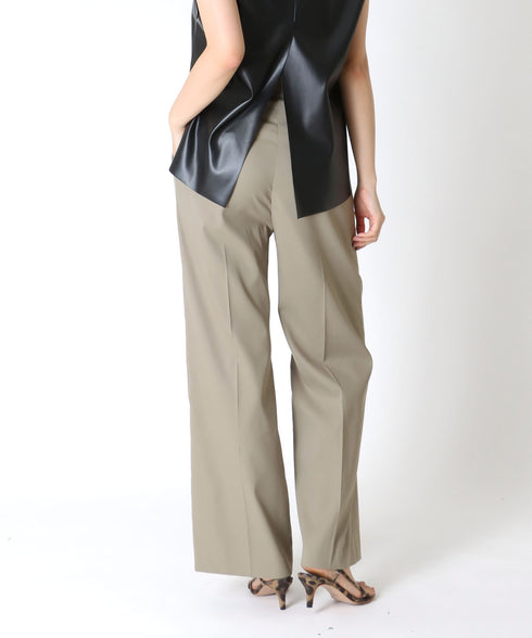 ワンタックストレートパンツ