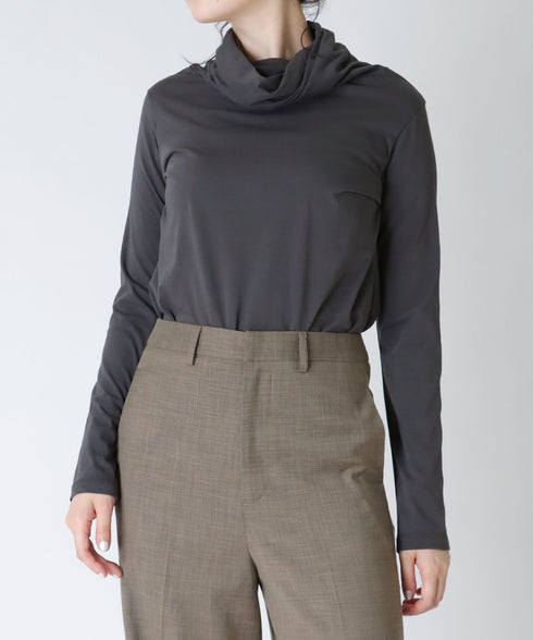 スヌードネック ロングTシャツ